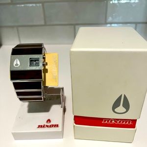 Nixon mens watch. The Rotolog. Wood inlay